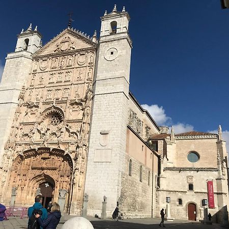 Espacios Blanco Plaza Del Viejo Coso Valladolid Esterno foto